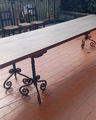 tavolo in ferro battuto egno