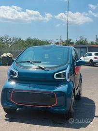 Xev Yoyo Premium iva esposta km 0 garanzia 24 mesi