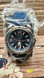 nuovo Chrono NAUTICA QUARZO listino 200 euro