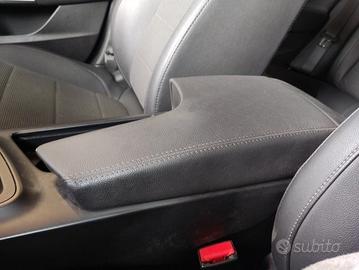 Poggia braccio OPEL INSIGNIA del 2011