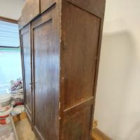 Armadio da restaurare