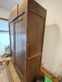 Armadio da restaurare
