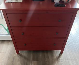 Due Cassettiere Hemnes Rossa ikea