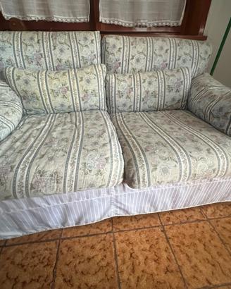 Divano 2 posti  in stoffa sfoderabile