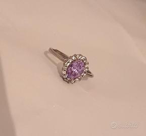 anello con "zaffiro" rosa 