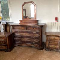 cassettiera con due comodini