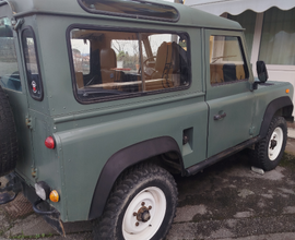 Land Rover 90 defender