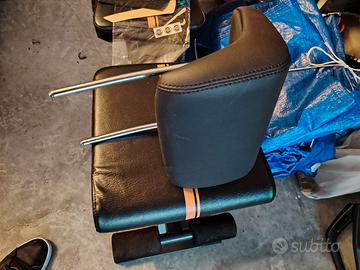 poggiatesta Range Rover evoque 