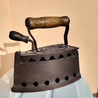 FERRO DA STIRO A CARBONE