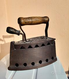 FERRO DA STIRO A CARBONE