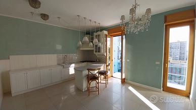 3 Vani e doppi accessori, panoramico, posto auto