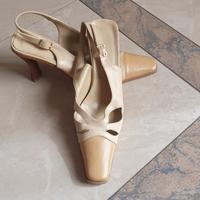 Sandali, scarpe da donna in svendita