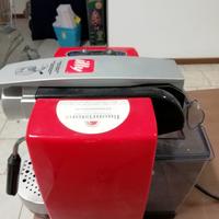 macchina per caffè  illi 