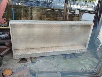 cassone contenitore per auto in alluminio 