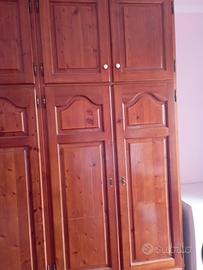 armadio di legno