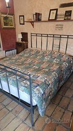 Letto matrimoniale in ferro