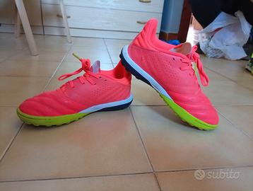 Scarpini da calcetto n33