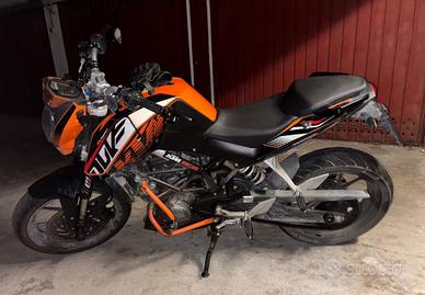 Moto ktm duke 125