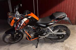 Moto ktm duke 125