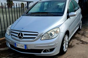Mercedes B 180 sport edition