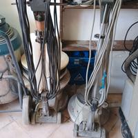 Attrezzi x pulizia pavimenti