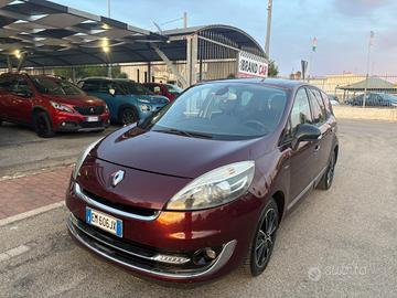 Renault Scenic XMod 1.6 dCi 7 posti 2012