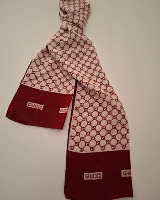 Sciarpa in seta Gucci anni 70/80.
