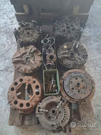 Frizione e spingidisco vecchi trattori