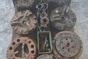 Frizione e spingidisco vecchi trattori