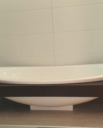 Articoli da bagno e camino in gres porcellanato