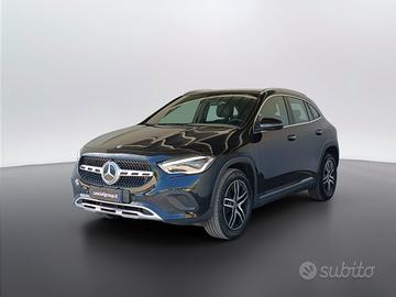 MERCEDES GLA-H247 2020 - GLA 180 d Sport Pl U14986