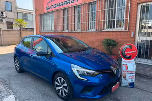 Renault Clio Full Hybrid E-Tech 145 CV 5 porte Equ