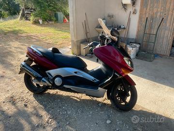 Yamaha T-Max 500