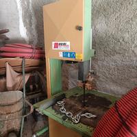 Spaccalegna e Sega a nastro.