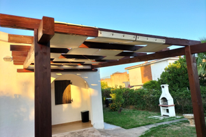 Villa del glicine a Porto Columbu