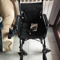 Sedia rotelle elettrica nuova.