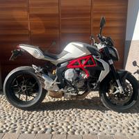 Mv Agusta Brutale 800