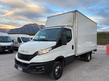 IVECO Daily 35C16 FURGONATO + SPONDA