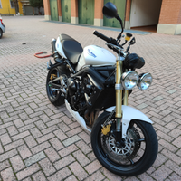 Triumph Street Triple 675 (2009)