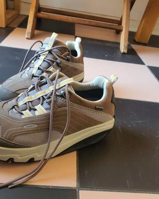 Scarpe sportive