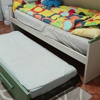 Letto singolo con letto a scomparsa 