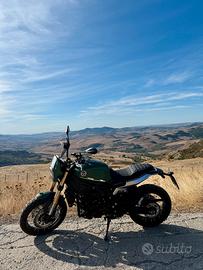 Benelli Leoncino 800 Trail (2022)