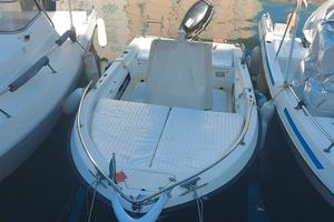 Barca a motore Autosvuotante + Suzuki df 40/60