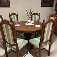 Tavolo da sala da pranzo allungabile con 6 sedie