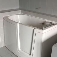 vasca da bagno con sportello 