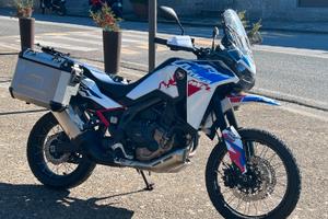 Honda Africa Twin 2025 ES UNICA 9050 km Unipro
