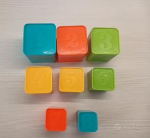Cubi impilabili bambini con numeri