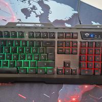 Trust GXT tastiera e mouse gaming