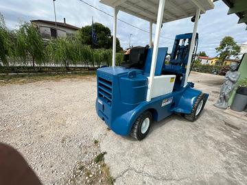 New Holland Seleziona g muletto om 70 per containe