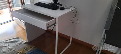 Scrivania Ikea